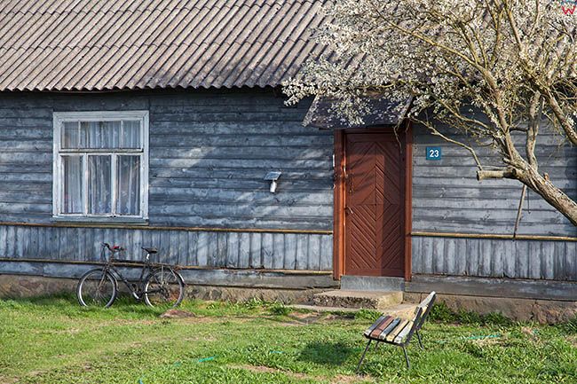 Kleszcze, drewniana archtektura wsi. EU, Pl, Podlaskie.